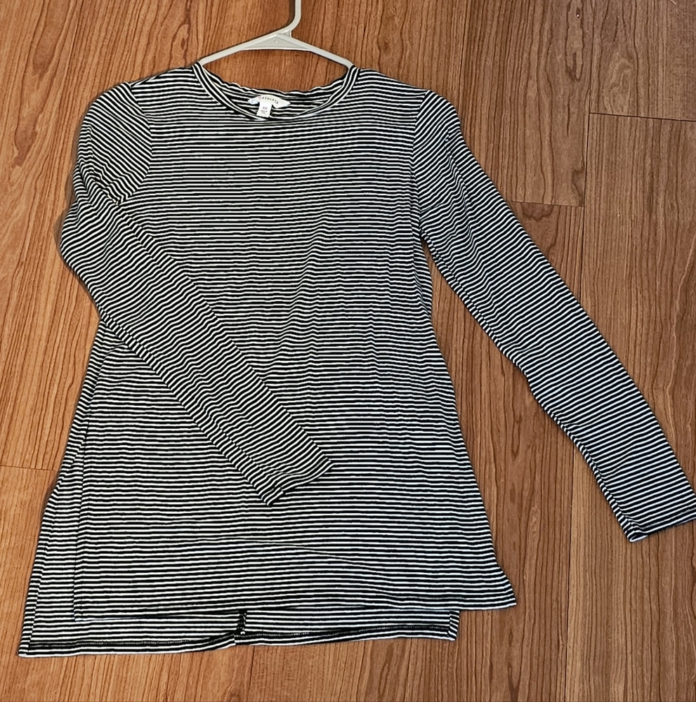 Super soft Athleta knit long sleeve top size XS